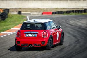 Mini John Cooper Works Challenge Edition 2020 года  (IT)